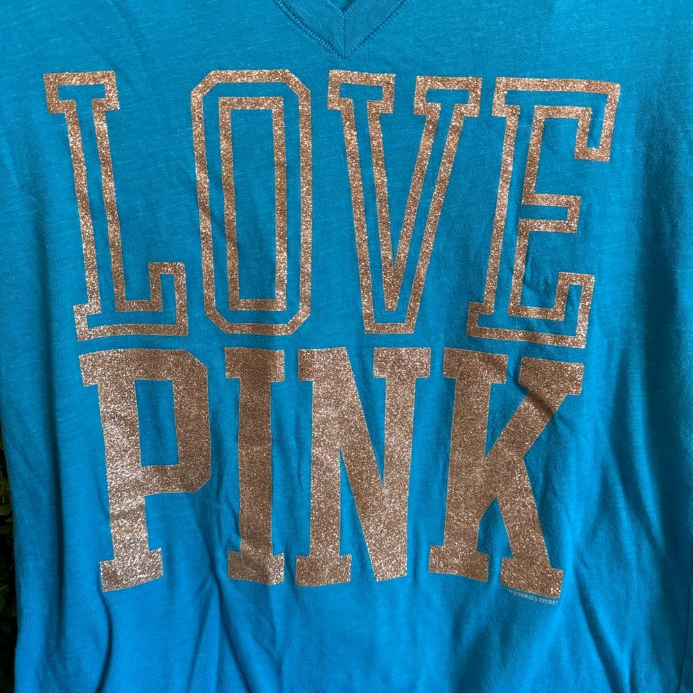 PINK Victoria's Secret Turquoise/ Blue Gold Love Pink V-Neck Shirt Medium - Picture 4 of 6